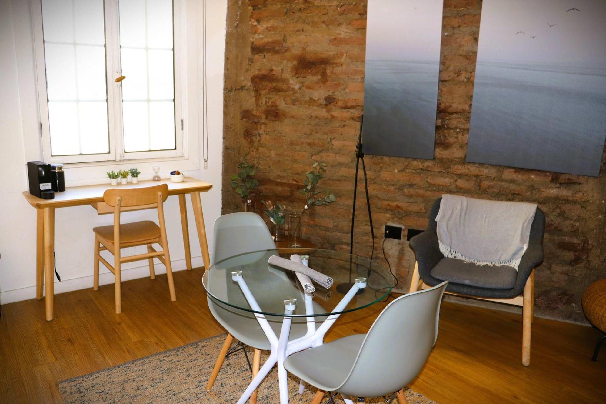 Hom L Departamento A L A Barrio Lastarria 2Pax